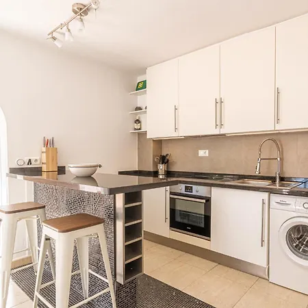 Capistrano Playa, 2 Bedroom & Free Wi-fi *