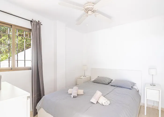 Capistrano Playa, 2 Bedroom & Free Wi-fi Apartmán Nerja