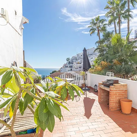 Capistrano Playa, 2 Bedroom & Free Wi-fi Apartment Nerja