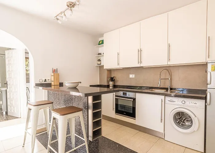 Capistrano Playa, 2 Bedroom & Free Wi-fi *